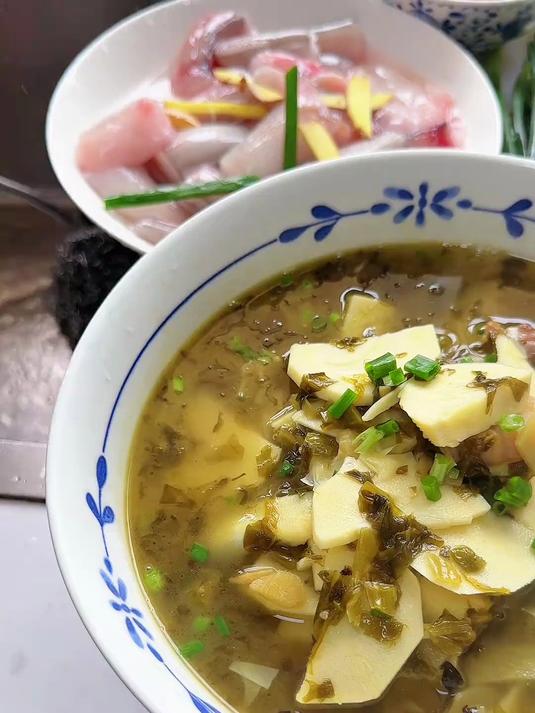 冬日限定:雪菜笋片汤～