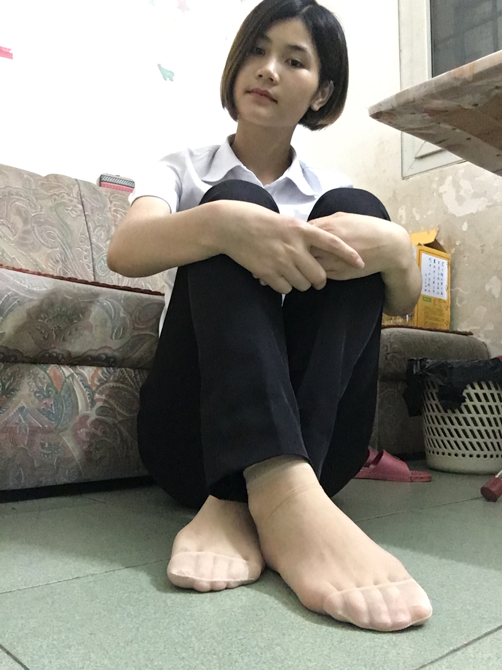图片[33]-学妹校园寝室短丝系列032期 谭佐婷[40P22M]-六色网