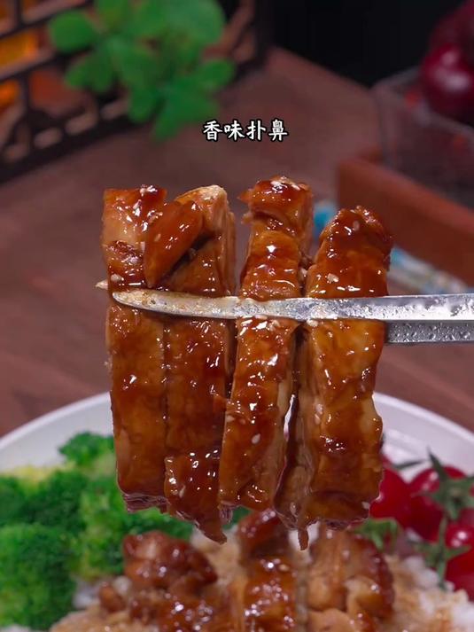 美味可口的照烧鸡腿