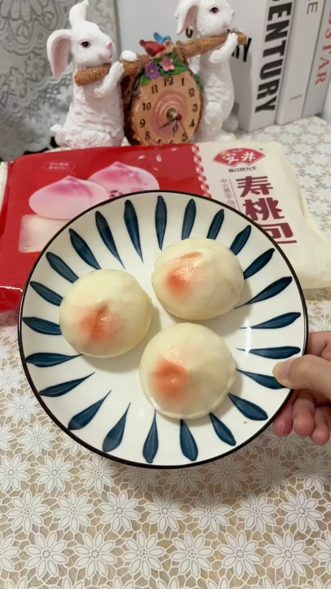 寿桃包来啦,谁能拒绝这样的小包子哟!安井寿桃包早餐面点,可爱桃子造型讨人喜欢