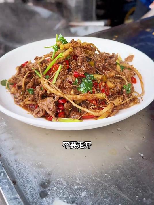 这有可能是我见过最有创意的大排档，这两道菜好吃麻了