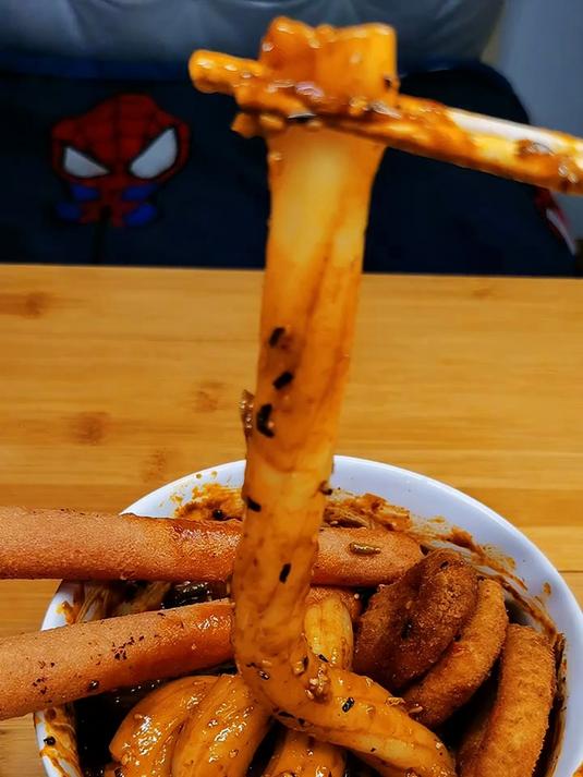 麻辣粉丝与泡面的结合 泡面 粉面菜蛋 重庆火锅