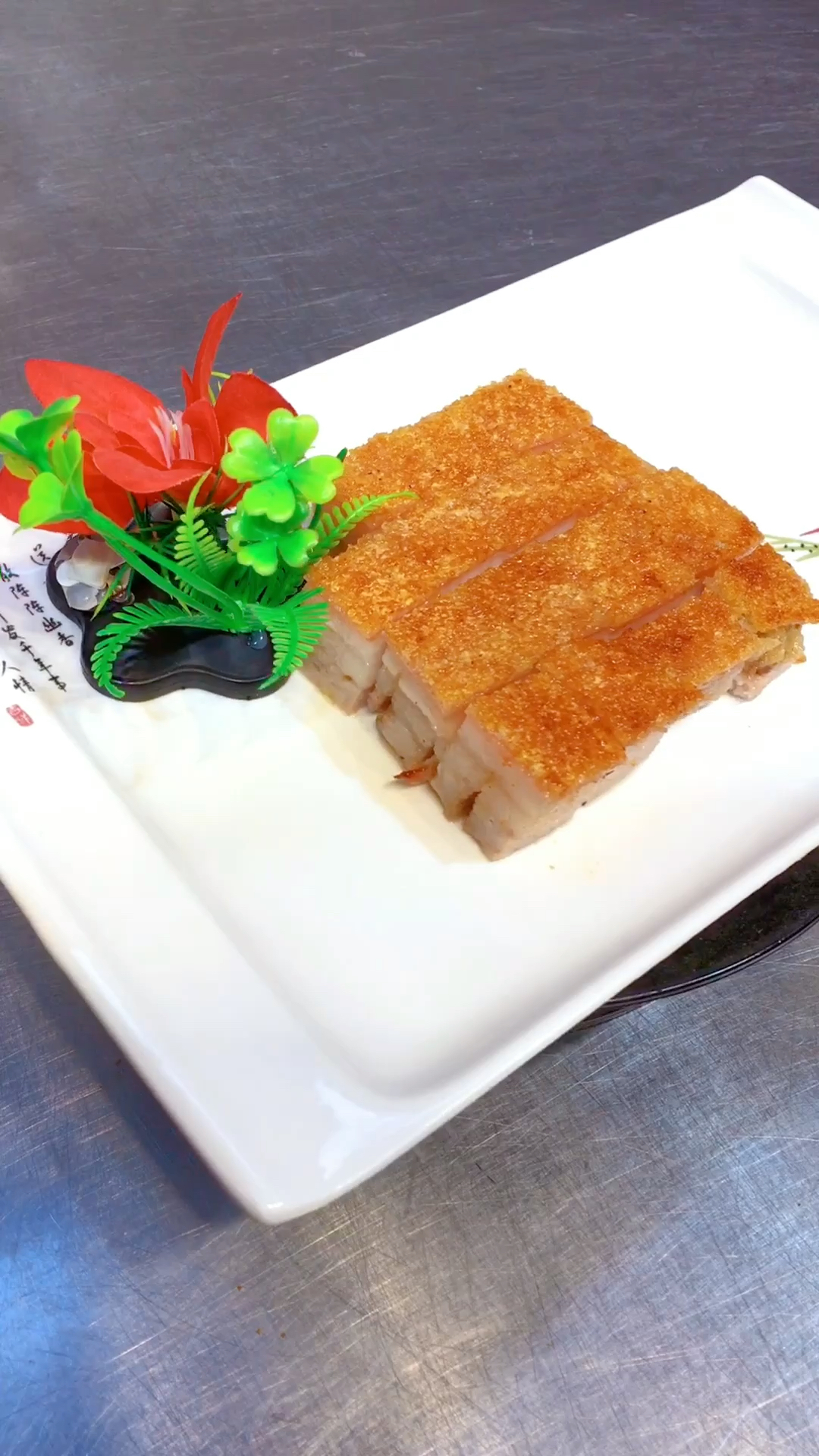 澳门烧肉入口即化的原因,品轩烧腊实体店培训,专业教烧鸭烧鹅烧腊技术!
