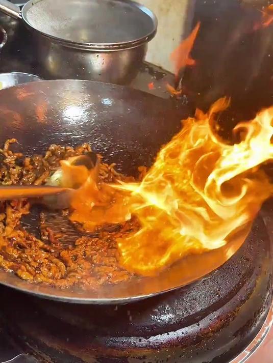 四川版京酱肉丝,酱香味的代表菜之一!