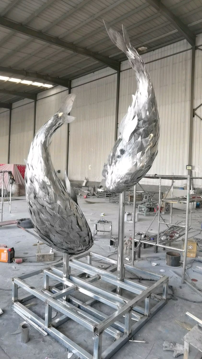 不锈钢制作大鱼海棠