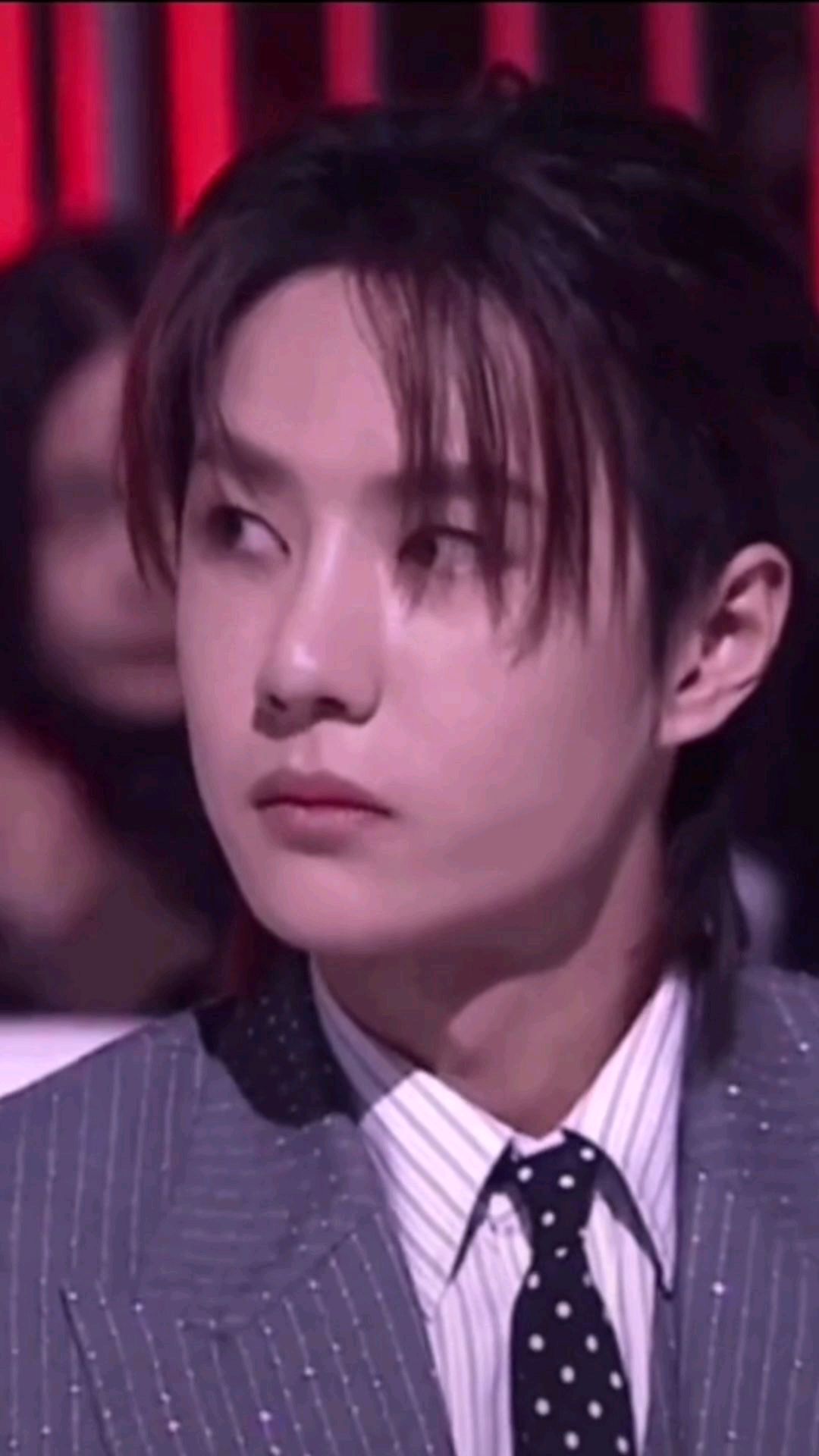 王一博的发型你最喜欢哪一种?