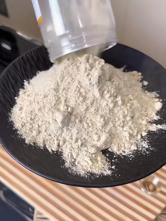一般人不会告诉你在荤汤里放点白胡椒粉能去腥真香