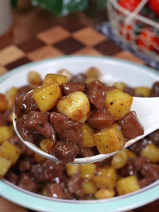 暑假孩子在家想吃黑椒牛肉粒,别再去西餐厅吃了