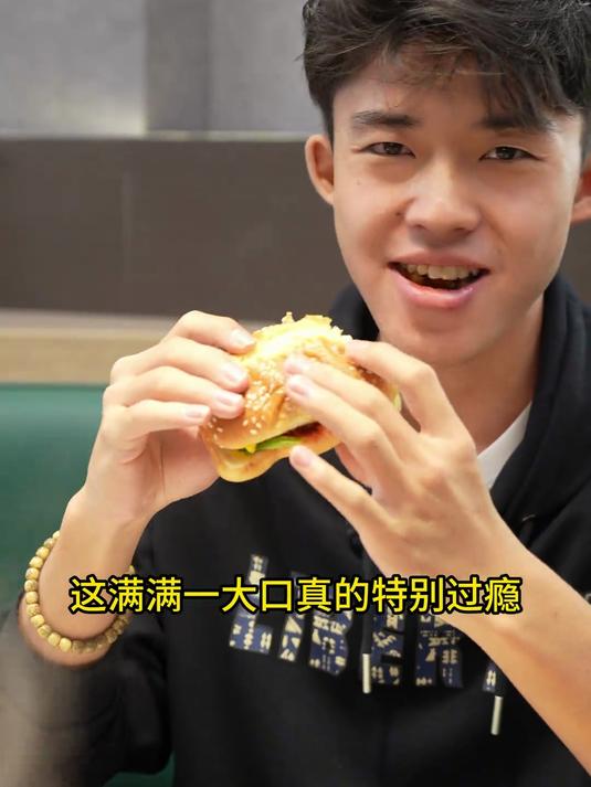 马有鱼馕坑烤全鱼也来临夏啦 (3)