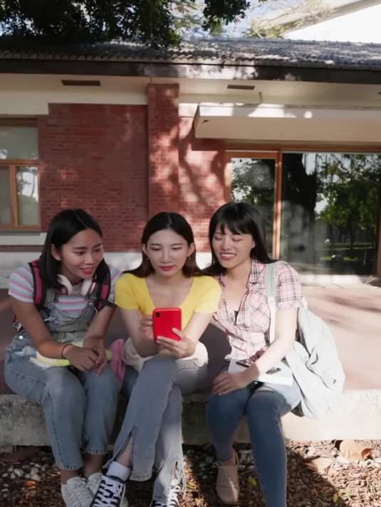 奶茶妹妹章泽天的播客我帮你们听了