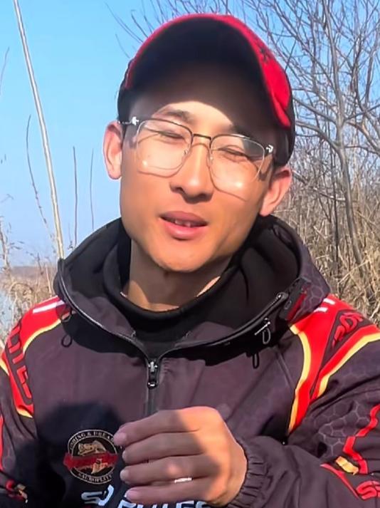 冬天钓鲫鱼是很讲究线组搭配