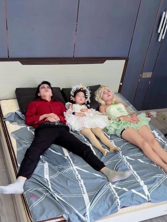 coco制服小丑尿床