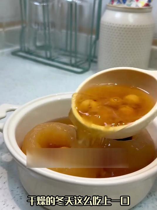 清甜滋养!冰糖炖雪梨,做法简单超实用