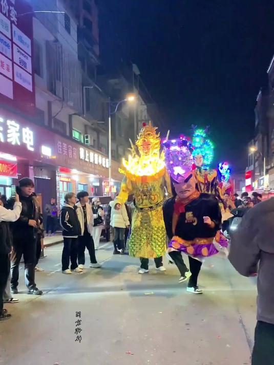 福建非遗 超活力马夫起飞开路探路年味氛围感拉满 潘将军