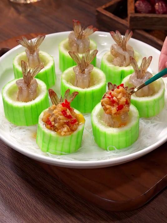 丝瓜买回来不要总是炒或者炖汤了，今天分享一个外面星级酒店的做