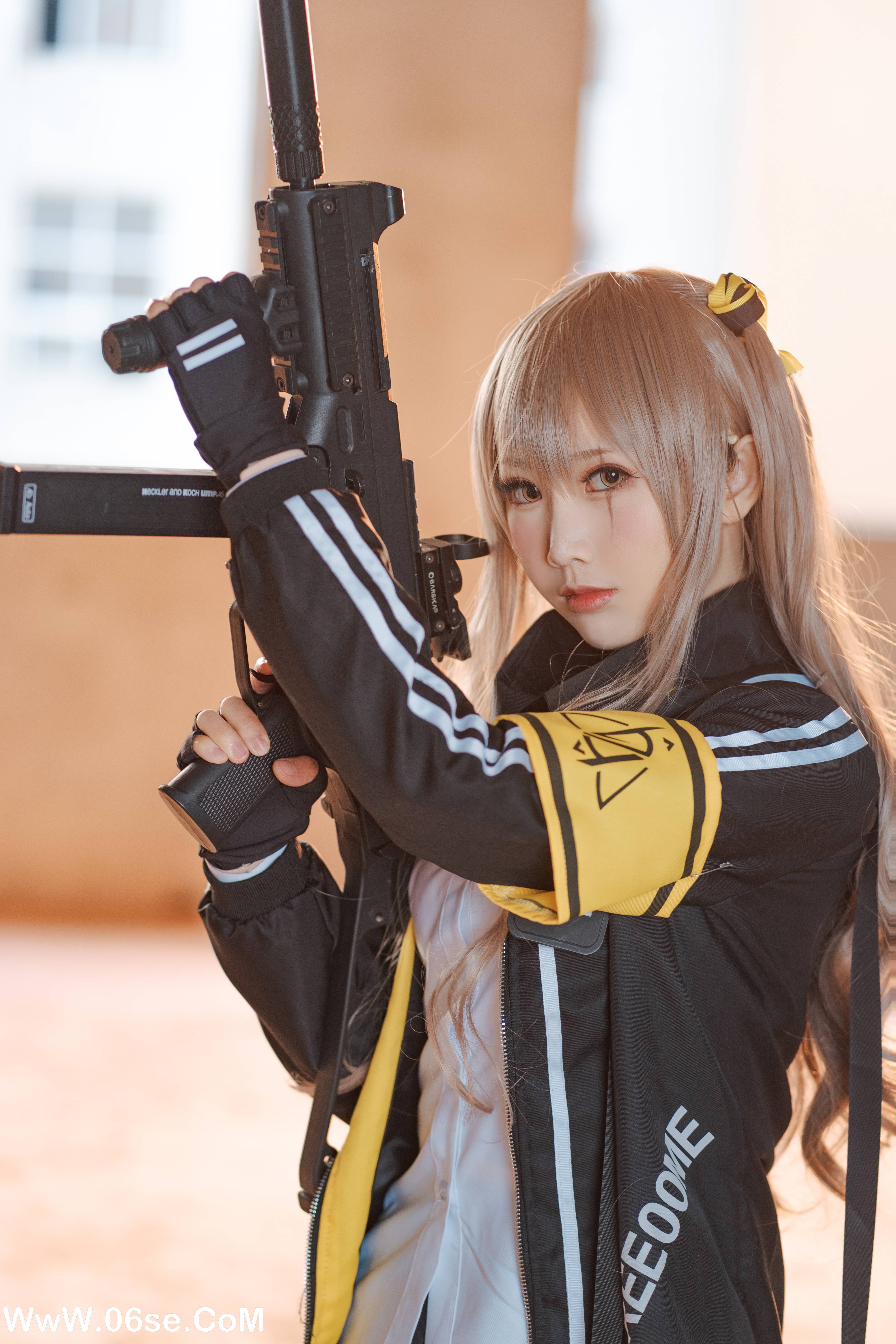 图片[24]-Coser面饼仙儿 NO.048 – UMP45[26P187M]-六色网