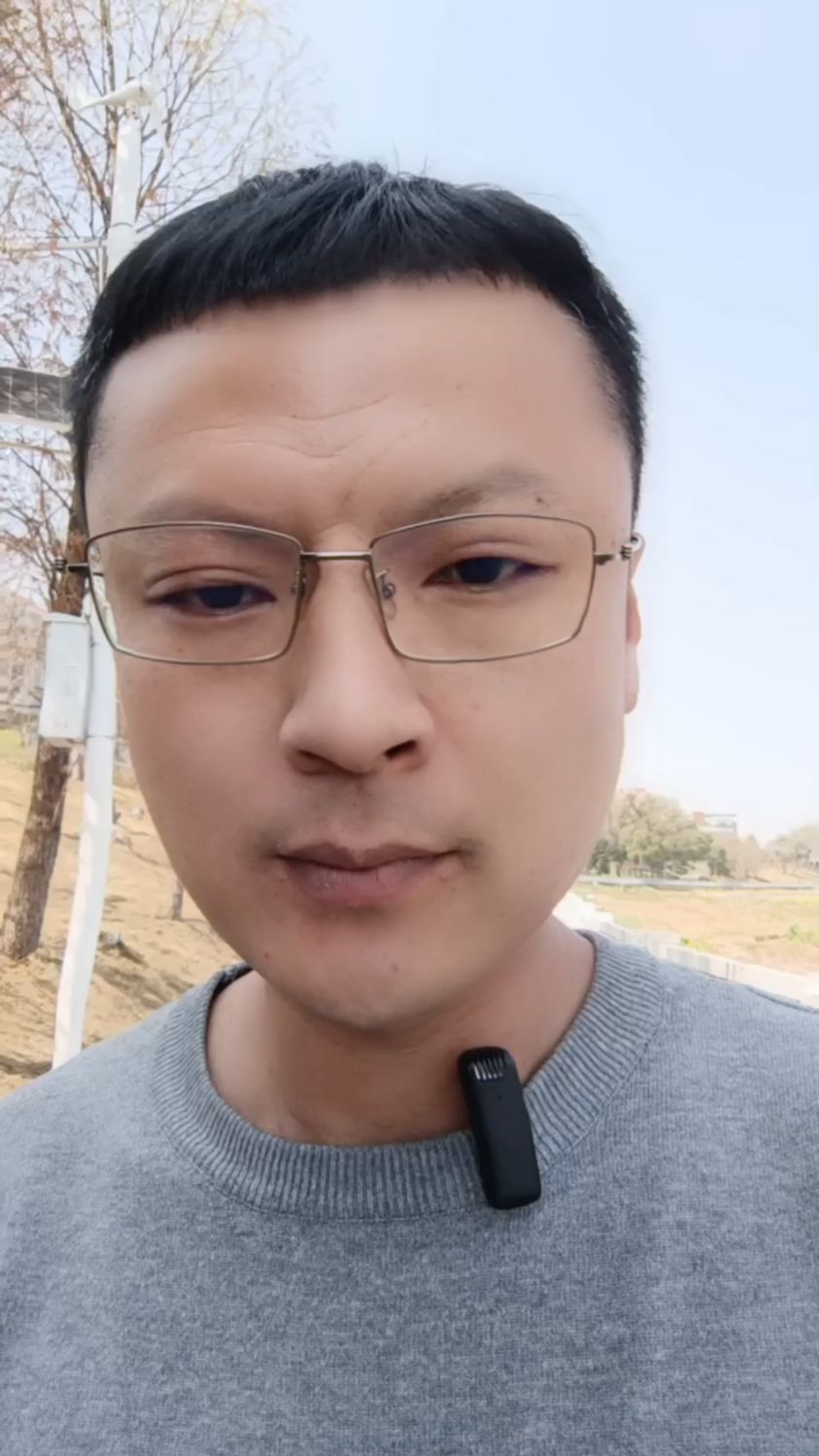 丑小鸭和白天鹅