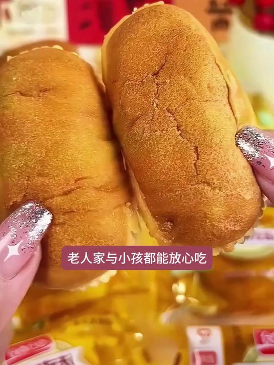 开启营养早餐之旅,从蛋黄派瑞士卷和奶香法式小面包出发