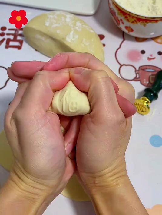 春节包饺子有新花样!福财寿喜模具添年味