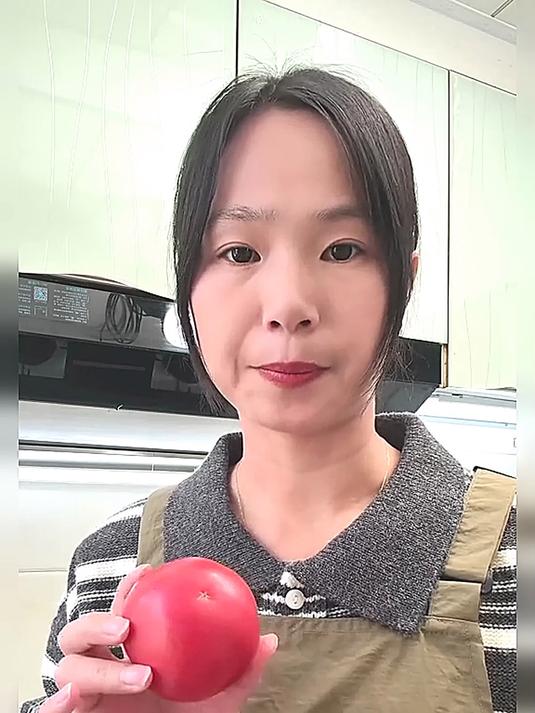 给家人做这个蔬菜豆腐汤。汤酸开胃 营养又好喝