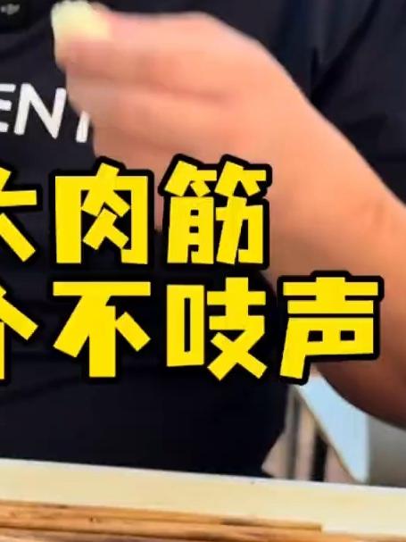 没有门头卫生环境极差烧烤店