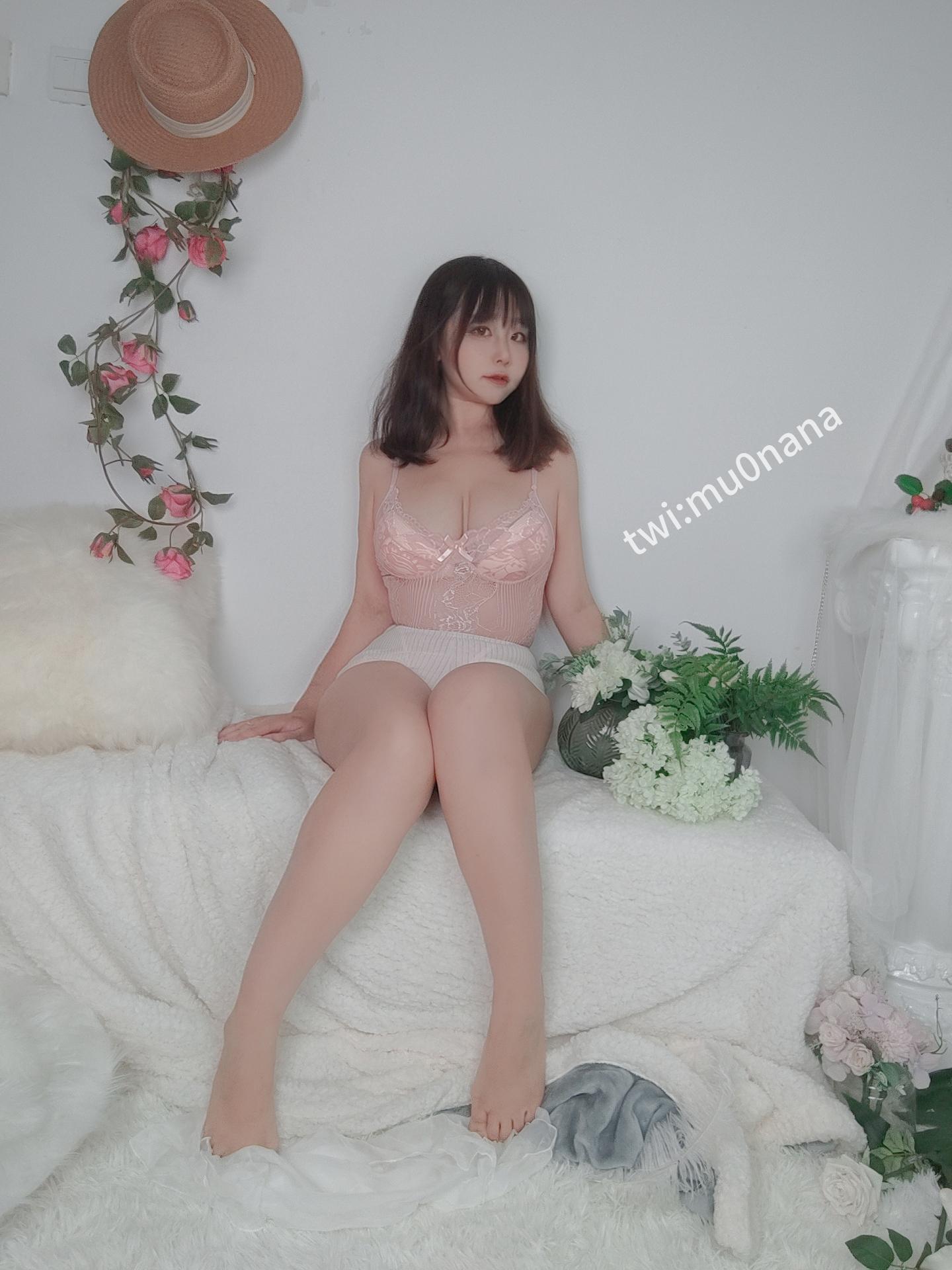 图片[231]-穆零Mu0 NO.022 – 自拍[289P+17V167M]-六色网