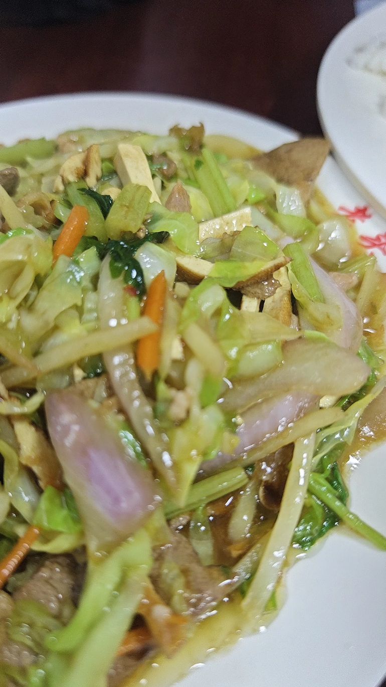 老头盖浇饭美味好吃营养