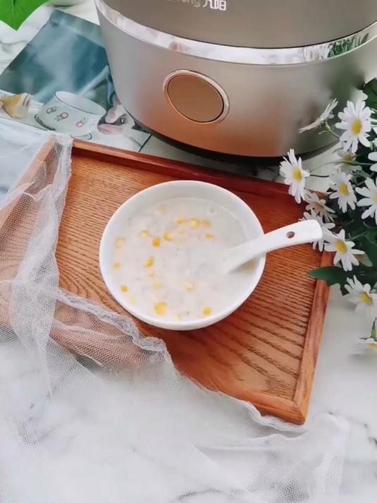 减脂期加餐适配，燕麦粥饱腹控卡无负担