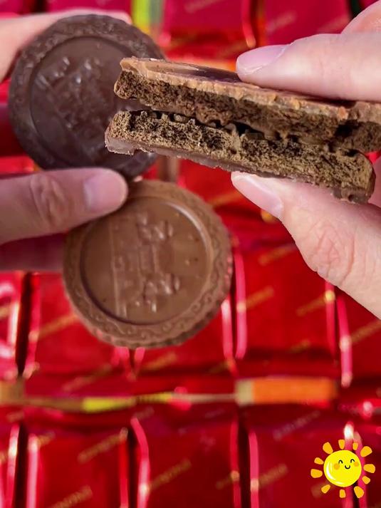 怡浓巧克力饼干 超好吃的纯可可脂饼干来啦~