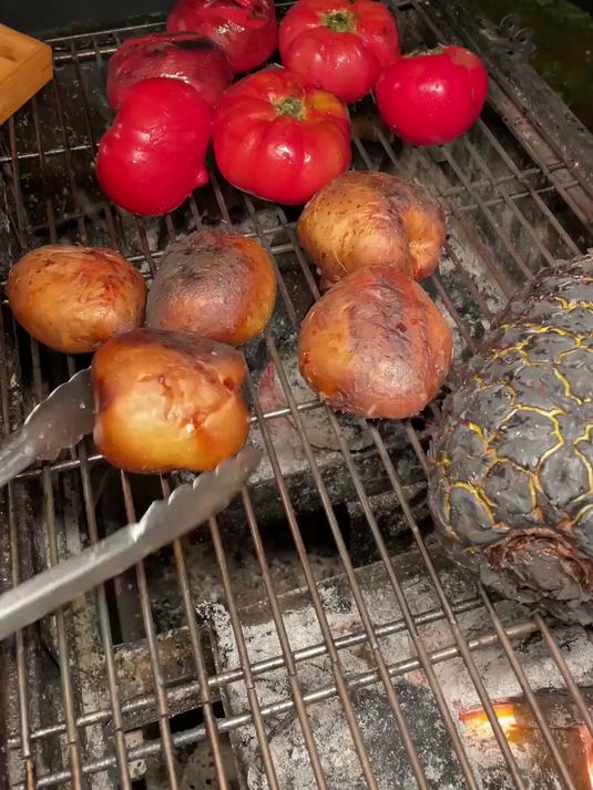 毫不客气来讲 今天做了一个比各位脑壳都大的汉堡包