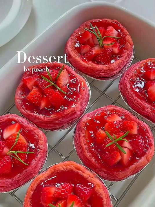 草莓流心蛋挞圣诞节快手小甜品赶紧做