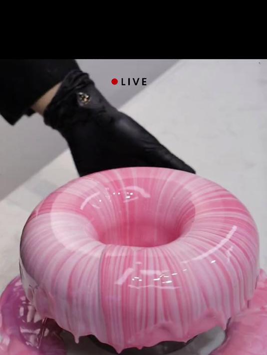 如果所有人都去造飞机,那谁来做那么美的小蛋糕啊