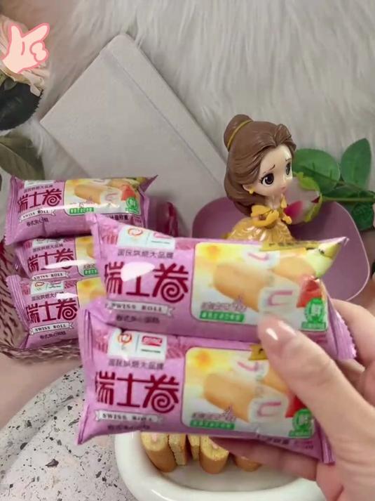 盼盼草莓瑞士卷