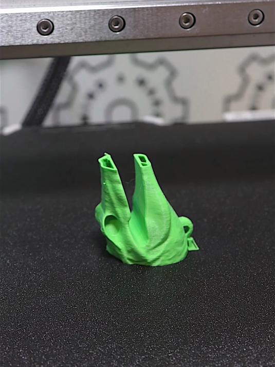 稳了 鳄鱼轰炸机来了