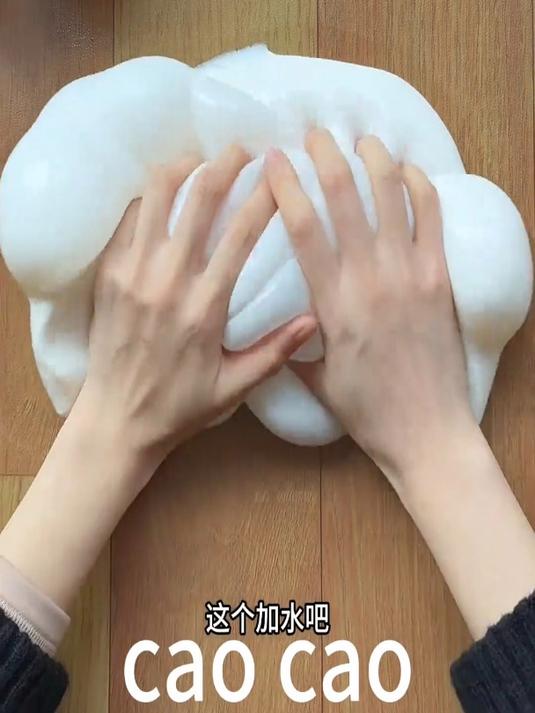 巧克力牛奶抱抱奶 微波炉叮过的太爽了 热乎乎的