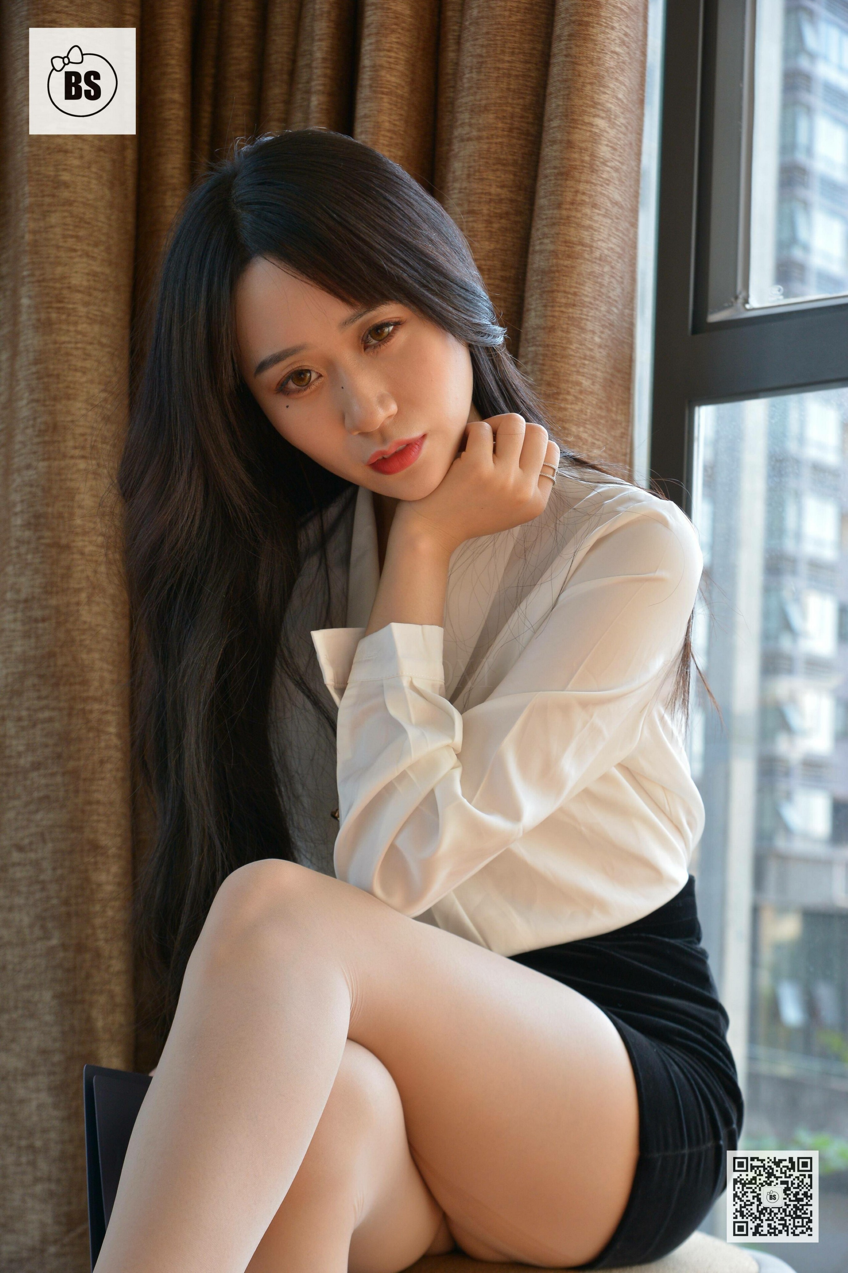[我丝你想]MX011 美西 新来的女助理1[71P106M]-六色网