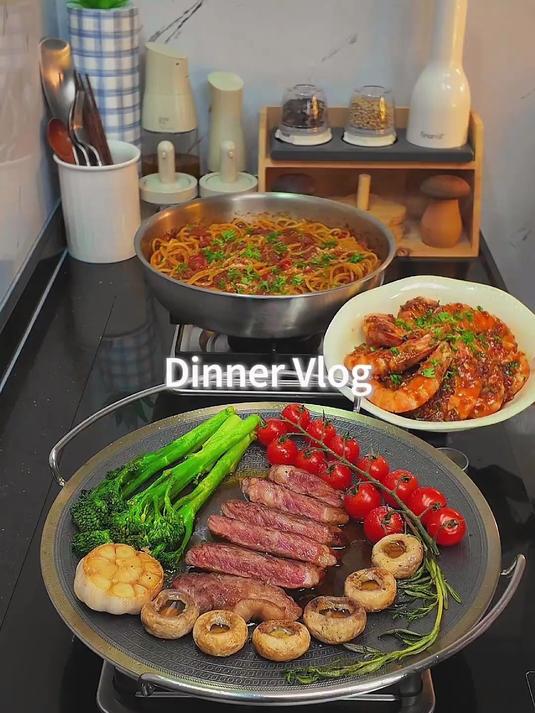 今日菜单-香煎牛排 -番茄牛肉意面 -蒜香芥末大虾