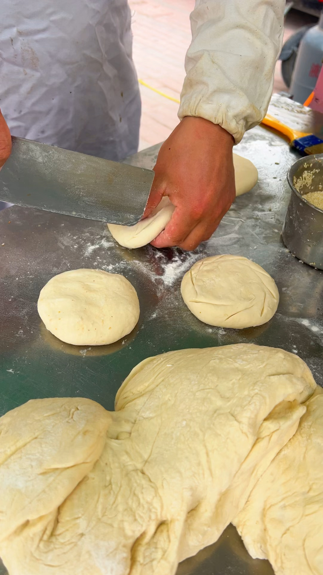 烧饼砍花边技术