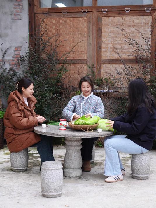 家里面有这种木桶的可以像我这样做一道木桶鱼,麻辣鲜香