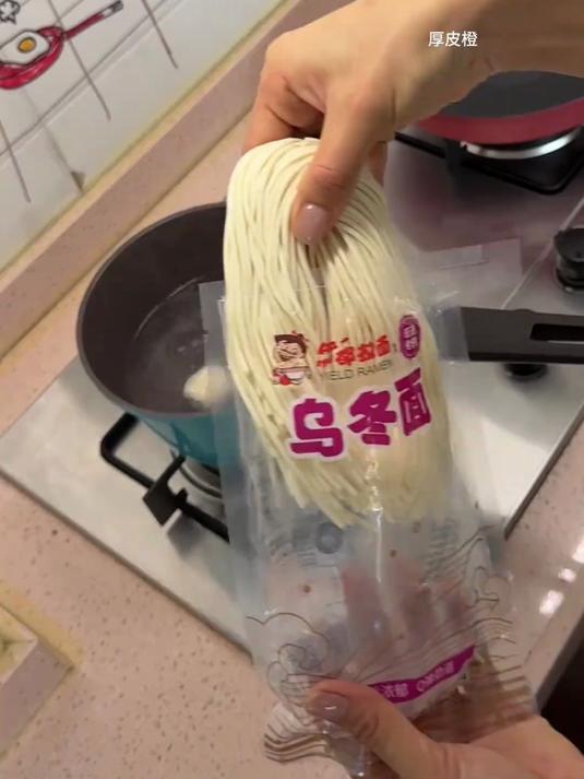 生活化减脂：饱腹又营养的麦片早餐分享给你，加了咖啡之后绝了～