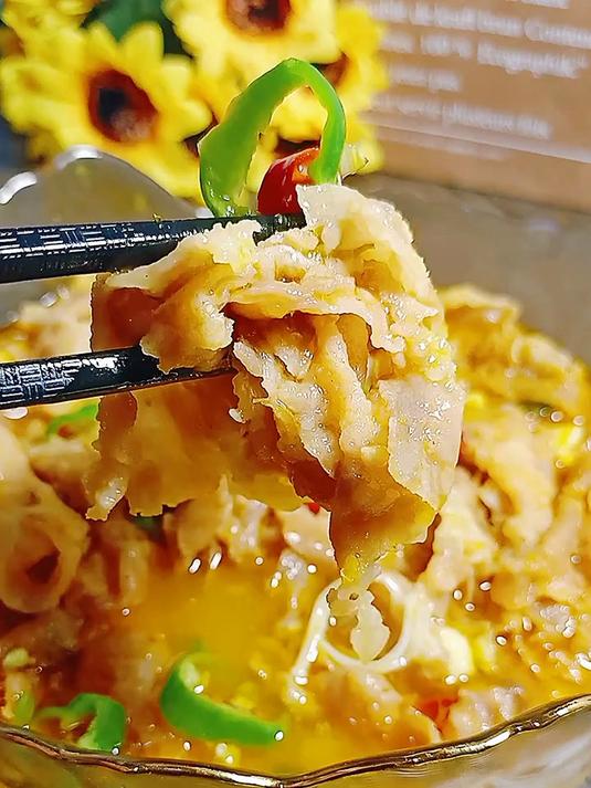 做法简单味道又非常美味的金酸汤肥牛快来试试吧