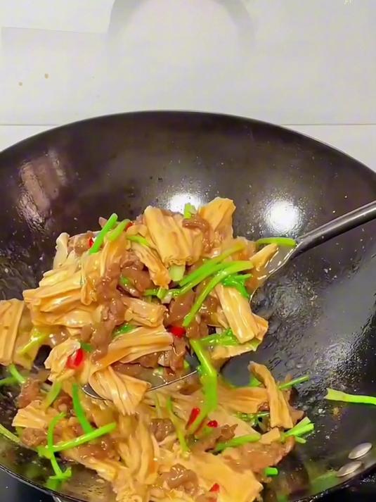 咱亲手晒的头层腐竹 无淀粉无防腐 豆香醇厚炒菜炖菜超下饭