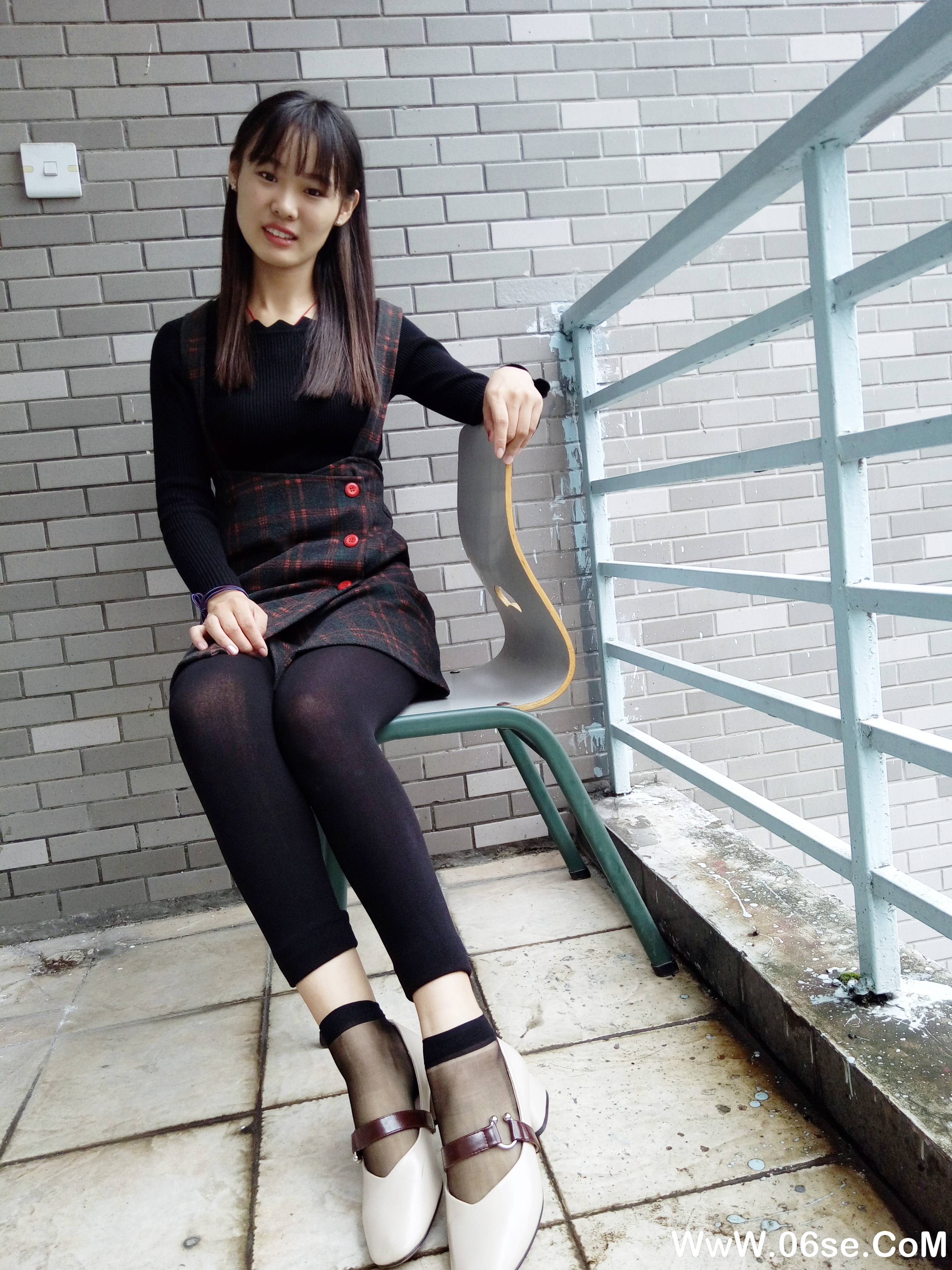 图片[23]-学妹校园寝室短丝系列001期 王丽君[85P284M]-六色网