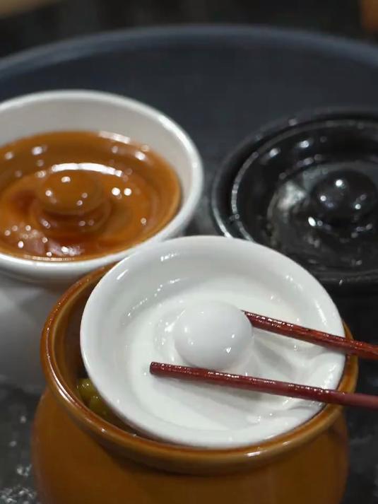 营养鲜美的瓦罐排骨汤