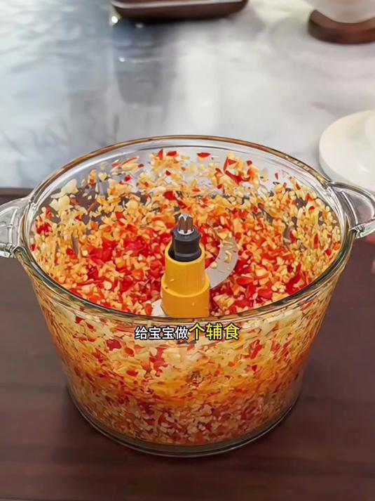 新升级多功能绞肉机，绞肉和面都用它，一键醒面发面！安全好用！