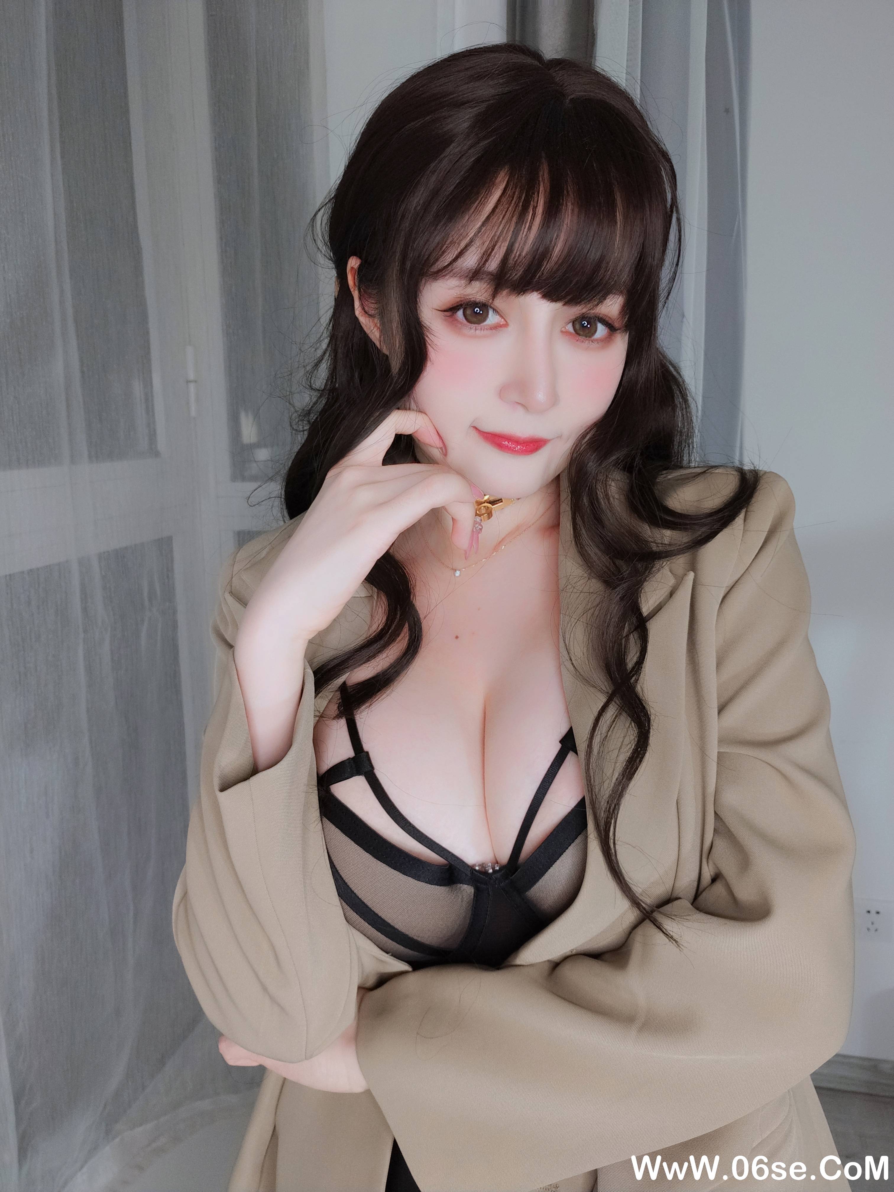 图片[14]-Coser小姐姐白银 NO.164 — 残業中 ing [25P70M]-六色网