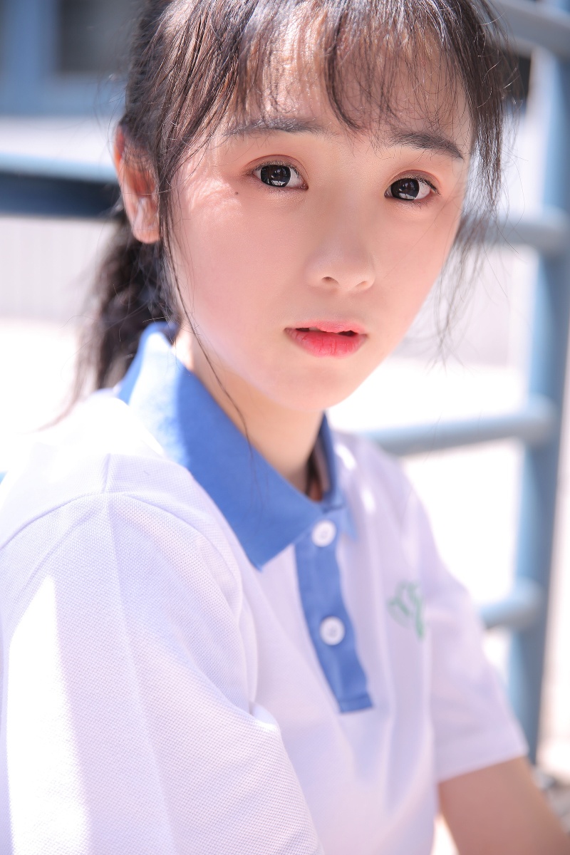 图片[2]-她夏了夏天-六色网