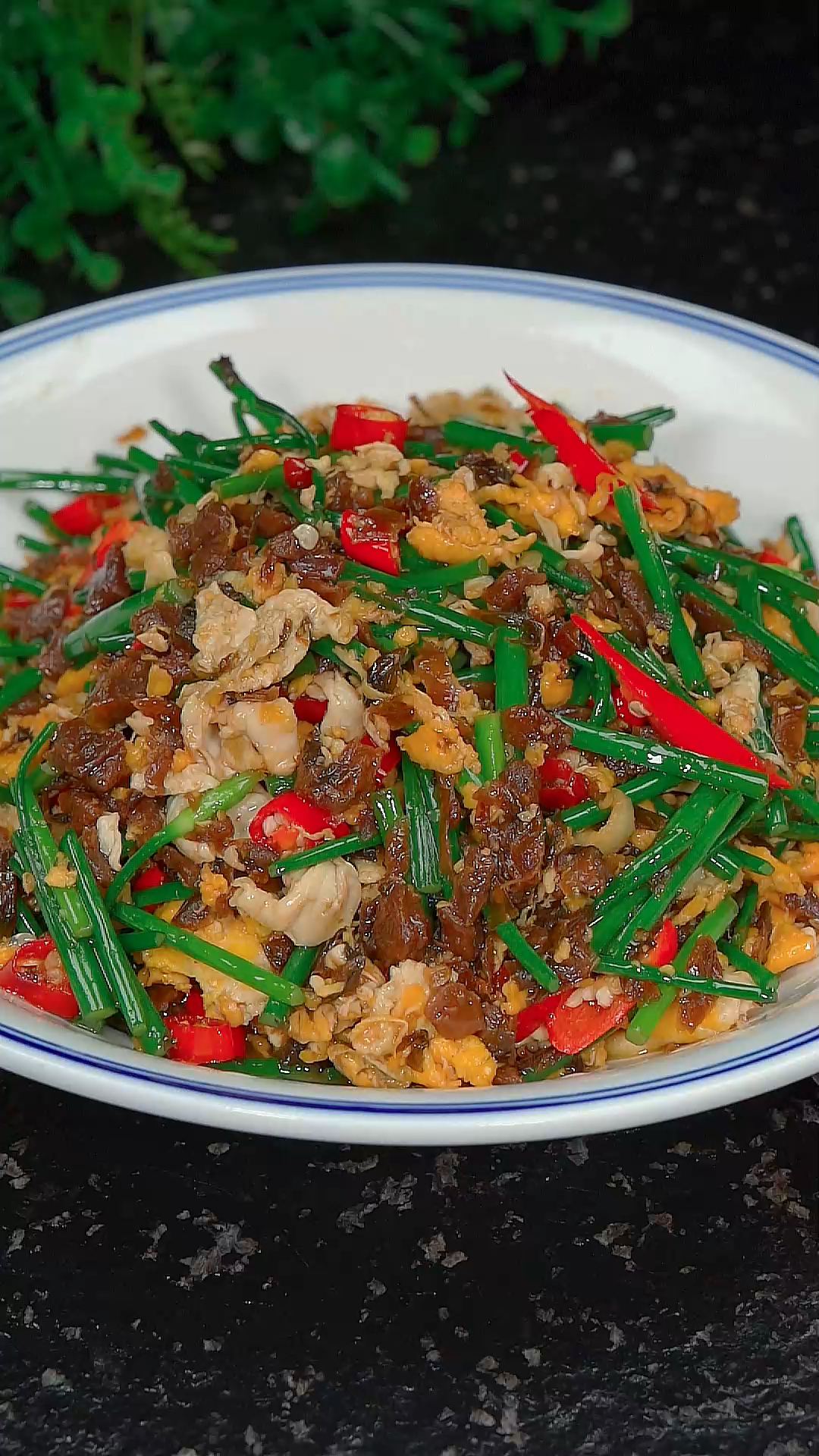 韭菜花炒鸡蛋你就像我这样做