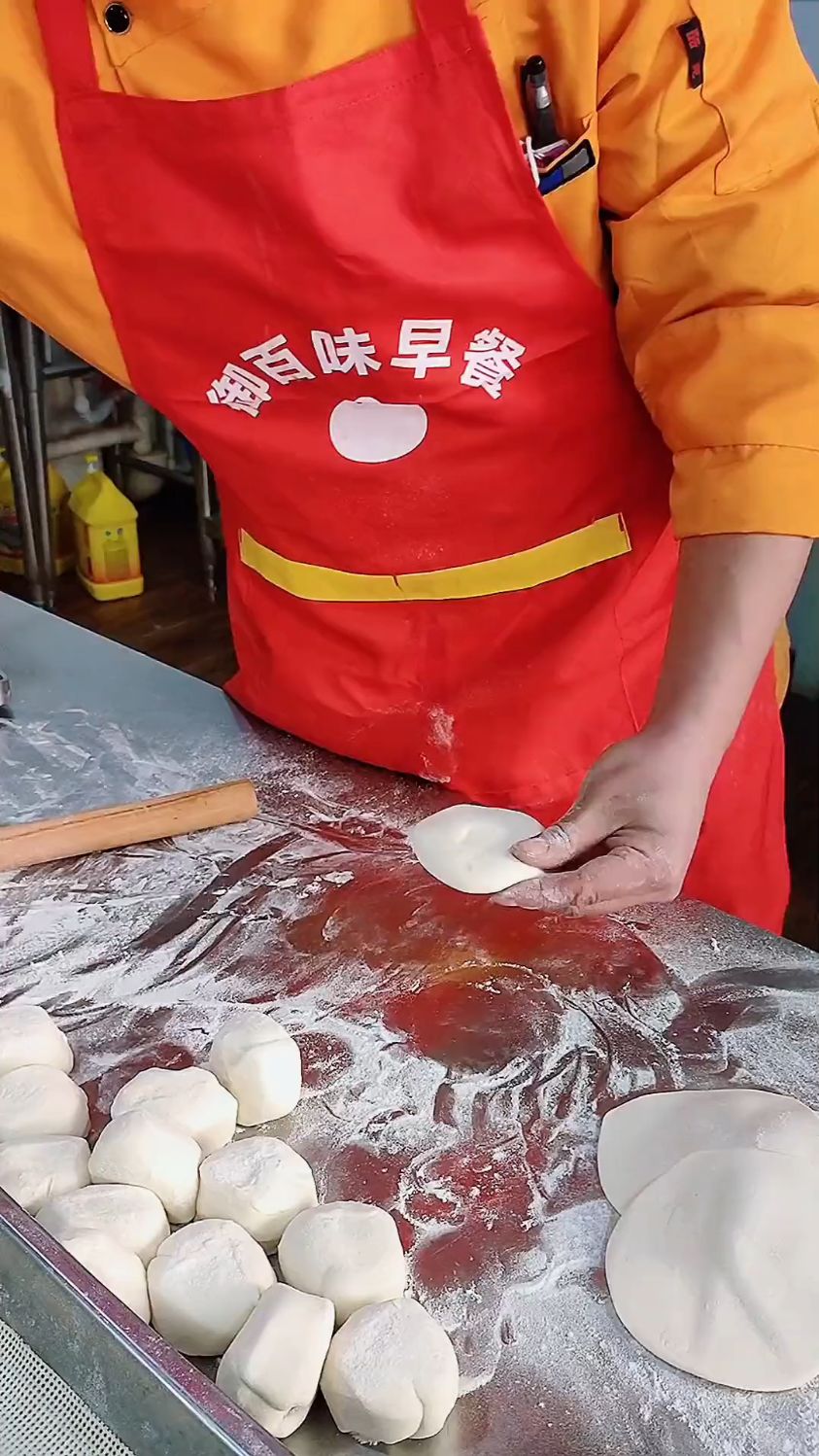 包子到底是用凉水蒸,还是用热水蒸?看完这个视频就会告诉你