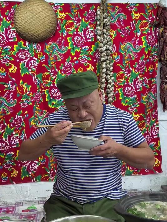 鳕鱼炖天然冰箱速冻的冻豆腐